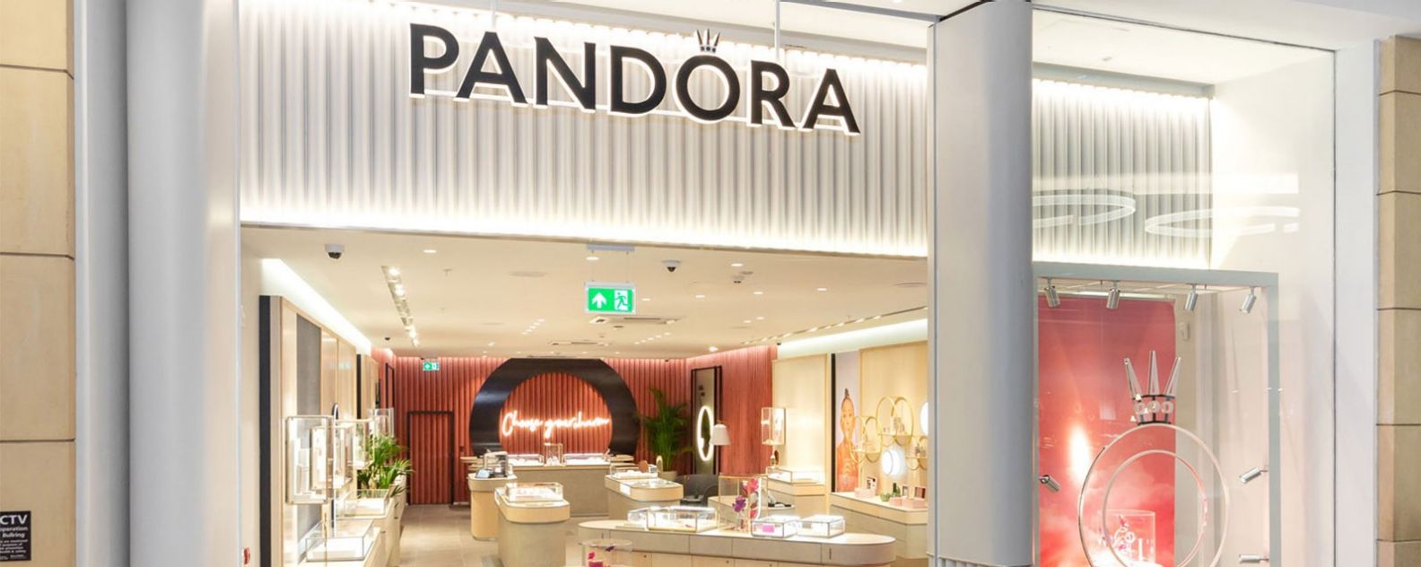 همه چیز درباره برند جواهرات پاندورا